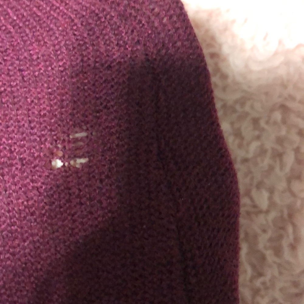 maroon sweater - Picture 2 of 3
